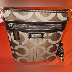 Coach Signature Sutton Swingpack Canvas Crossbody Bag w/Removable Strap Lk New